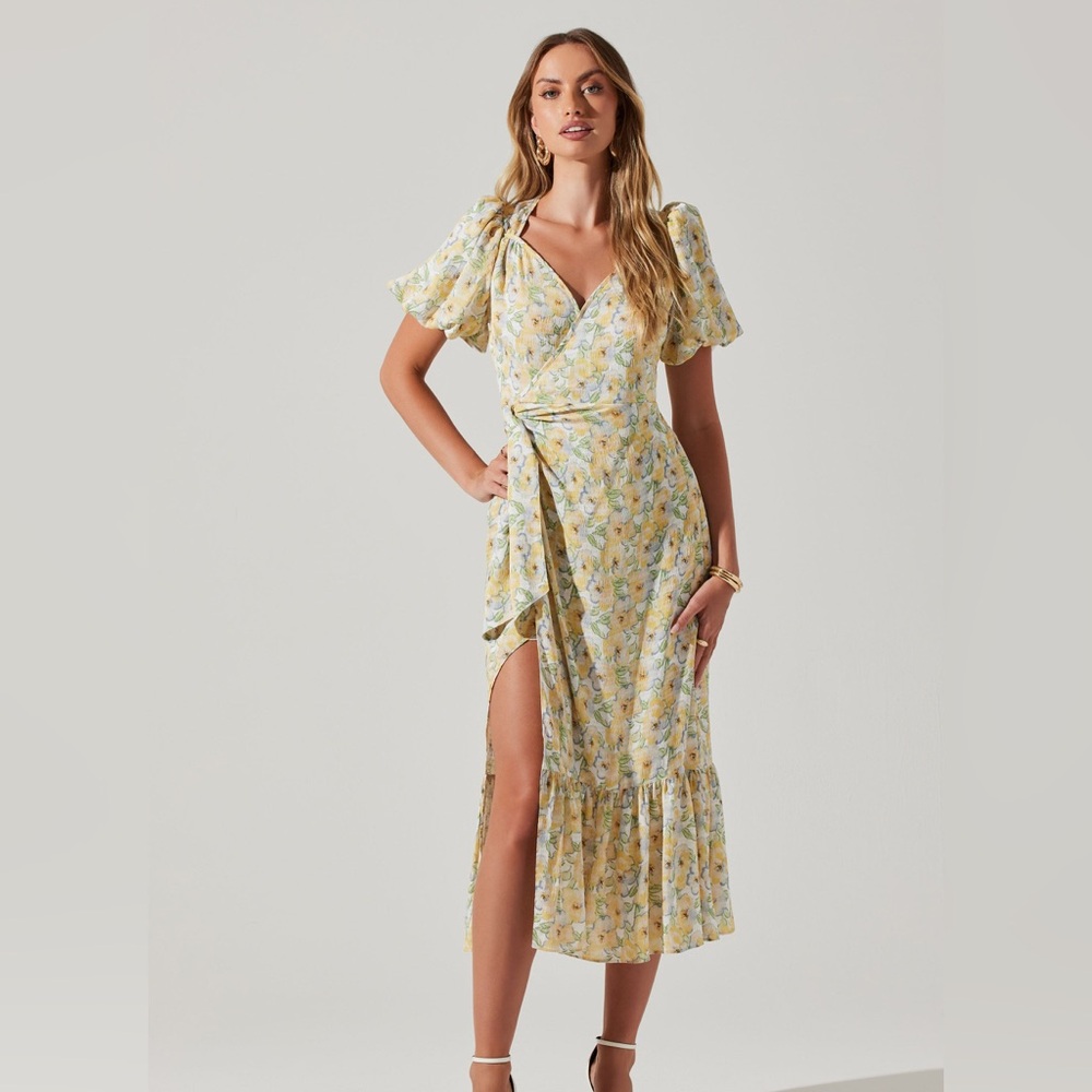 ASTR The Label Modena Floral Midi Dress - Yellow Floral